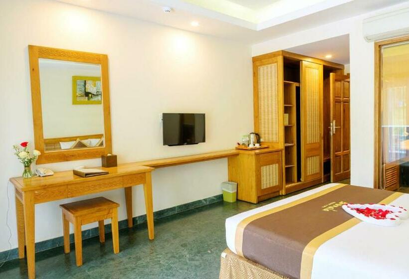 اتاق لوکس با چشم‌انداز باغ, Sonata Resort & Spa