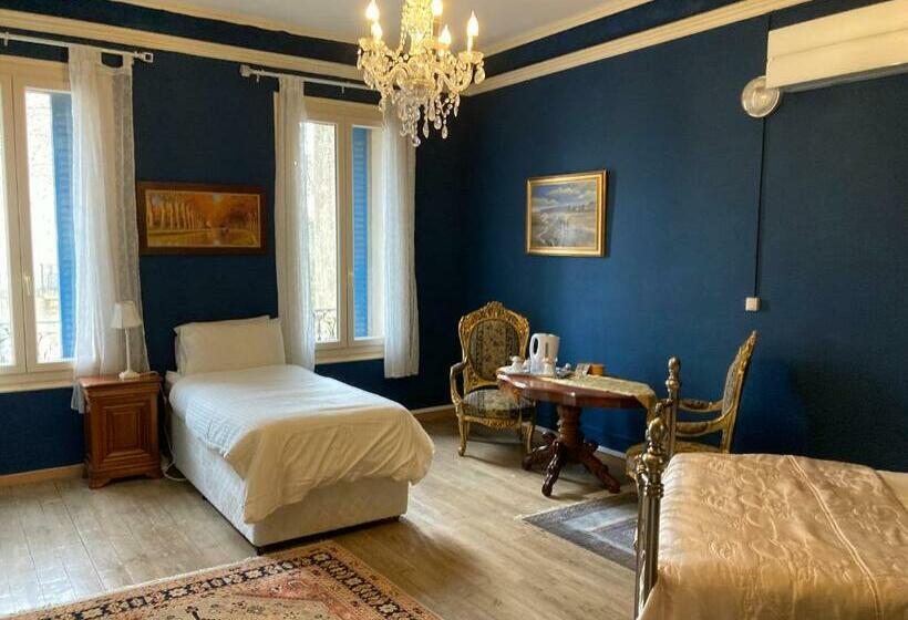 غرفة عائلية, La Villa Celine