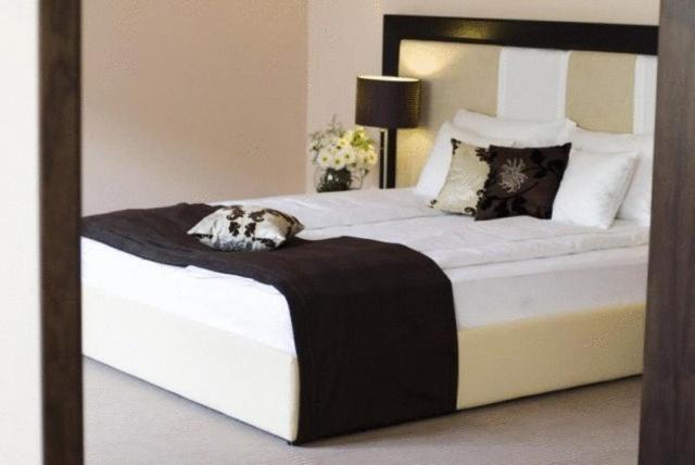 스위트, Griff Hotel Zalau