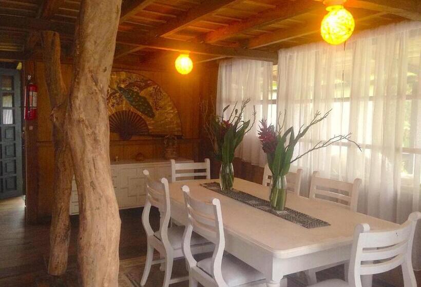 חדר סטנדרט לארבעה, Casa De Piedra