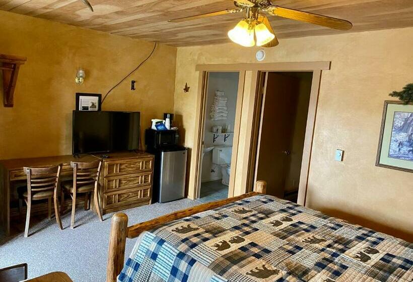 Семейное Бунгало, Green Creek Inn And Rv Park