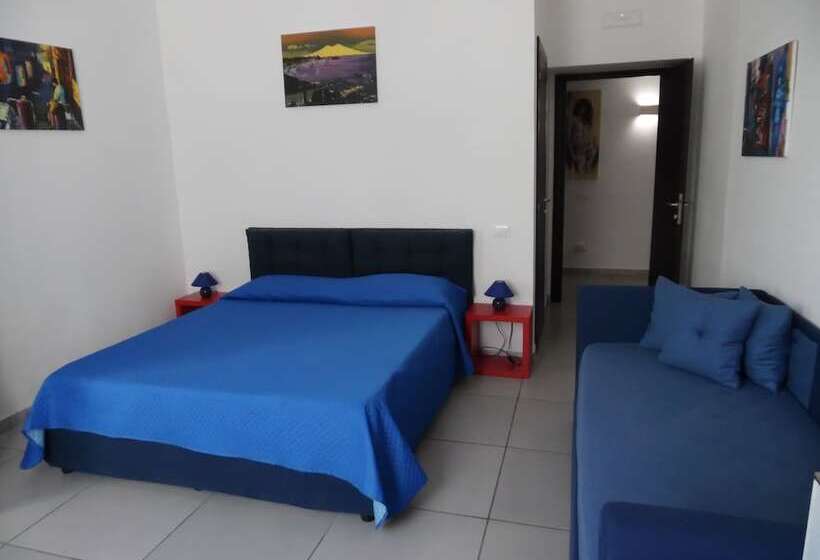 اتاق استاندارد, Megaride Santa Lucia