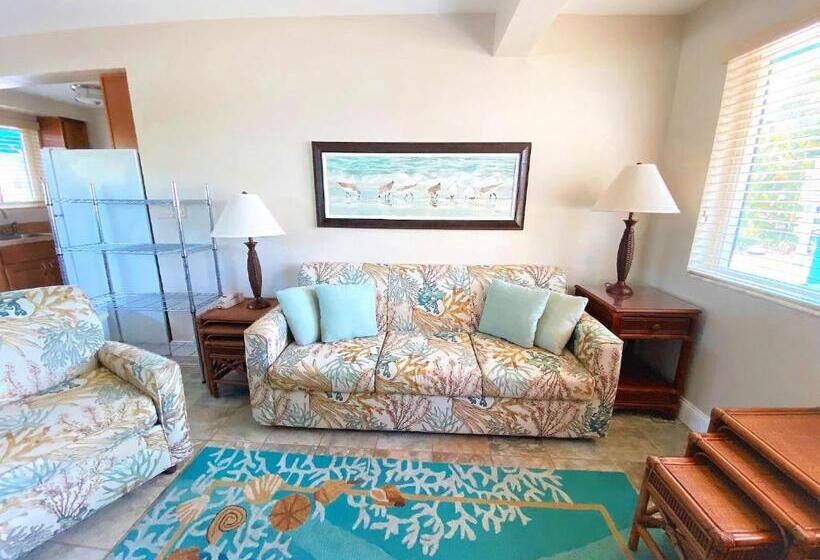 شقة ديلوكس غرفة واحدة, Nautical Watch