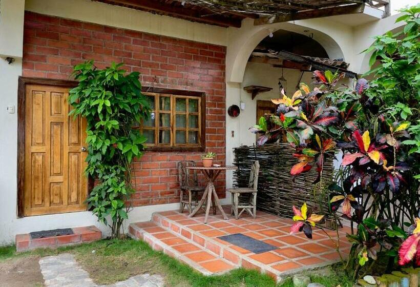 غرفة كومفورت ثلاثية, The Sea Garden House
