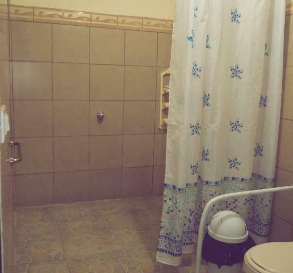اتاق استاندارد چهار تخته, Monte Los Lirios Lodge
