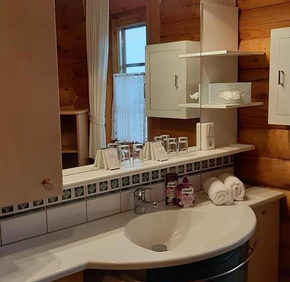 Дом 1 Спальня, Landhotel Zum Kronprinzen