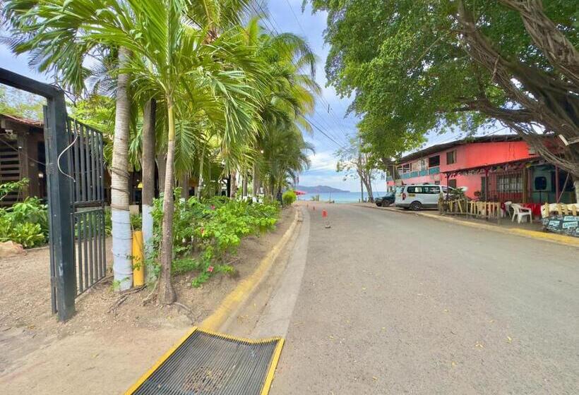 Номер Стандарт Вид на Сад, Rustic Beach Front Hotel Brasilito
