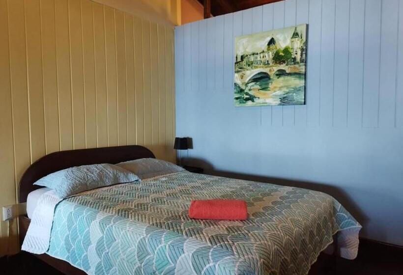 Номер Стандарт Вид на Море с Балконом, Rustic Beach Front Hotel Brasilito