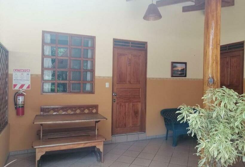 Студия Стандарт, Cabinas El Colibri
