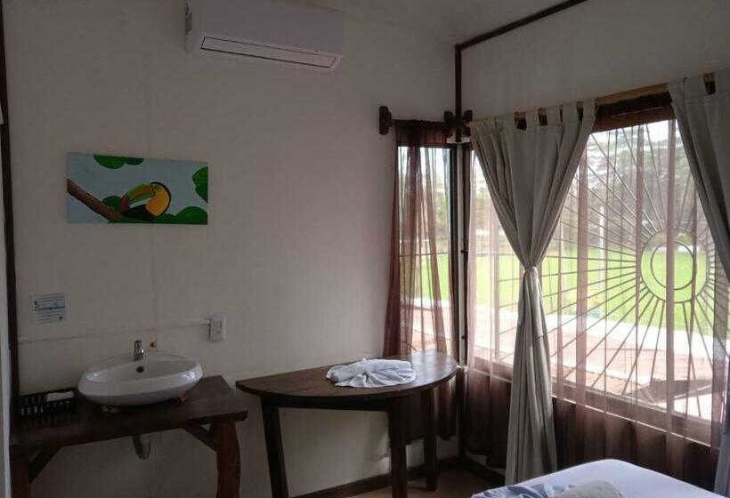Номер Стандарт Трехместный, La Casona De Tortuguero
