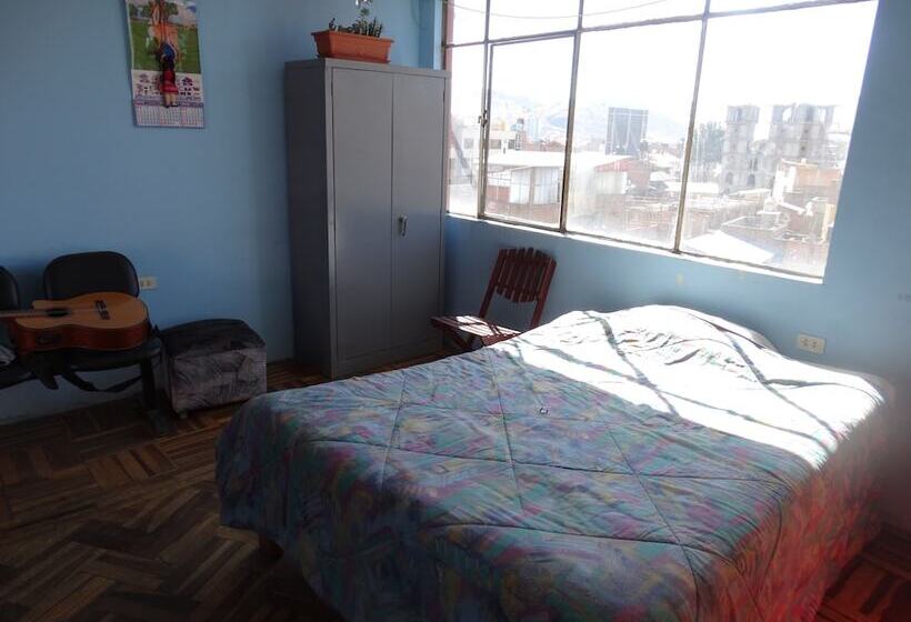 Кровать в Общей Комнате, Presidente Inn   Hostel