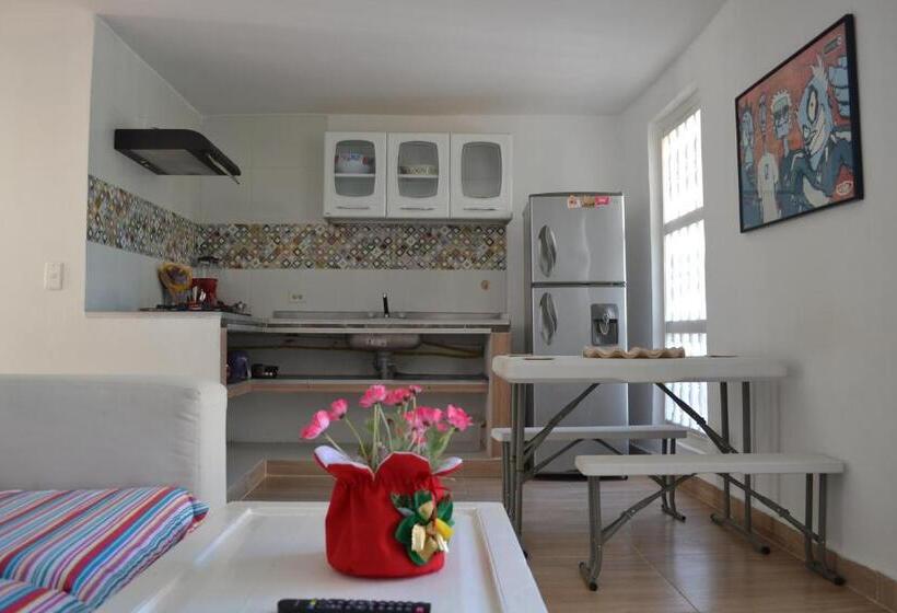 Suite Familiale, Casa Crespo