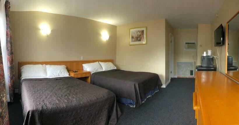 Номер Стандарт 2 Двуспальные Кровати, Guest Inn Motel