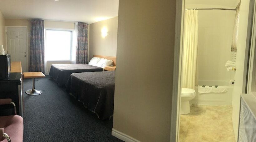 Номер Стандарт 2 Двуспальные Кровати, Guest Inn Motel