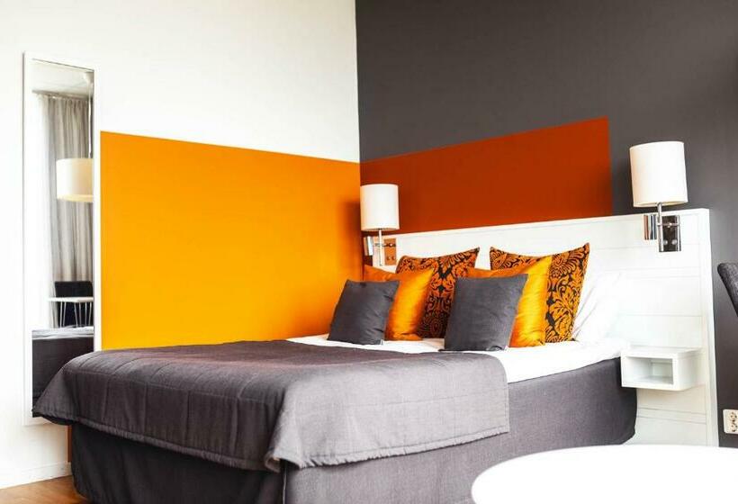 Студио Базик, Sky Hotel Apartments Tornet
