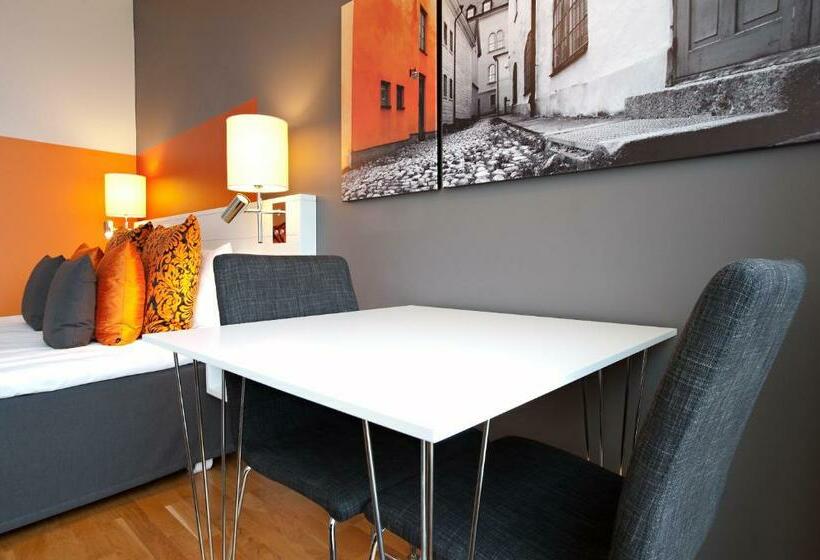 Студио Базик, Sky Hotel Apartments Tornet