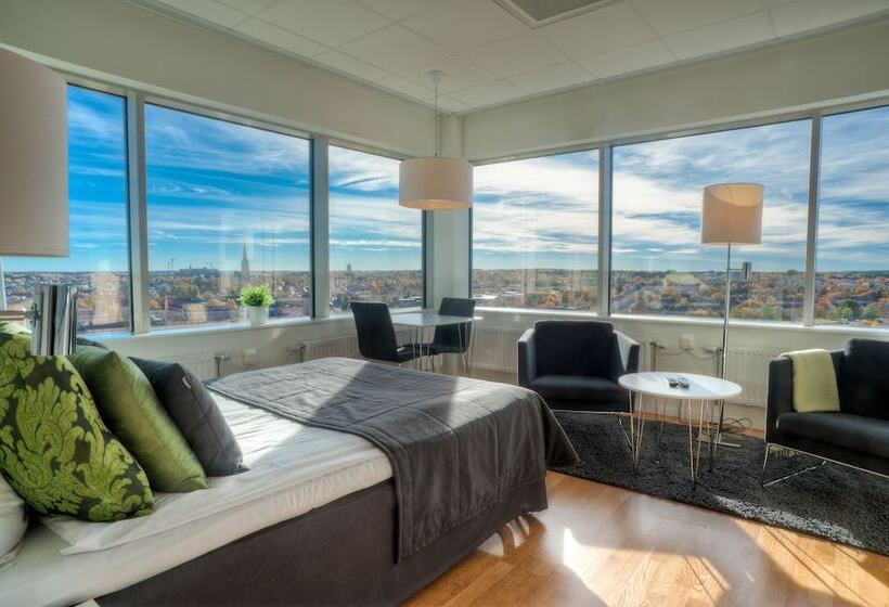 Студио Базик, Sky Hotel Apartments Tornet