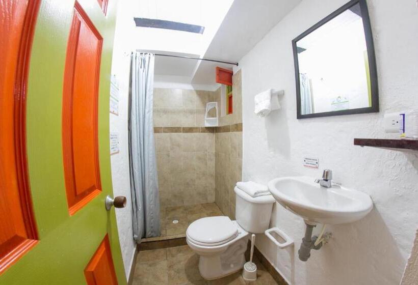 Habitación Familiar, Viajero Salento Hostel