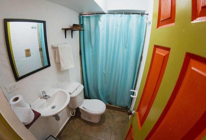 Habitación Cuádruple Estándar, Viajero Salento Hostel