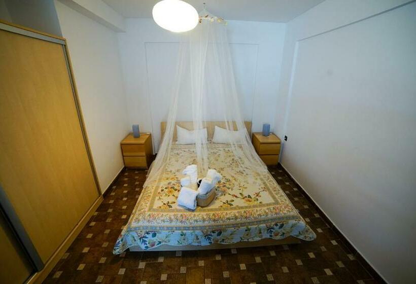 استودیوی استاندارد با چشم‌انداز دریا, Apart Hotel Safir