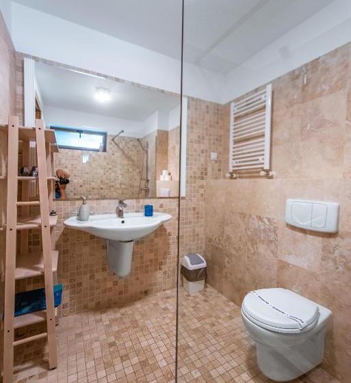 استودیوی استاندارد با چشم‌انداز دریا, Apart Hotel Safir