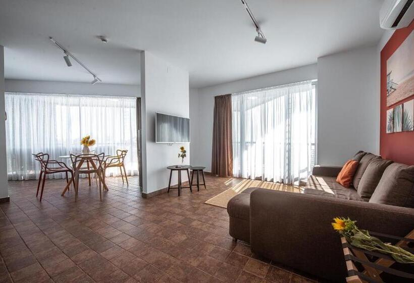 Superior Studio Sea View, Apart Hotel Safir