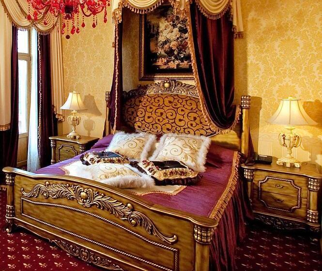 جناح, Deluxe Hotel Kupava