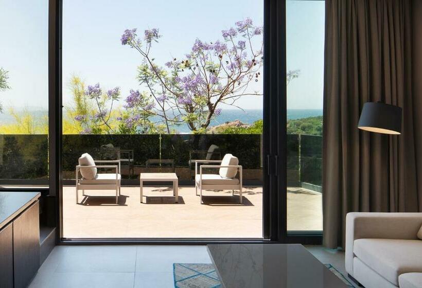 キングサイズベッドのスイートルーム, Le Méridien Bodrum Beach Resort