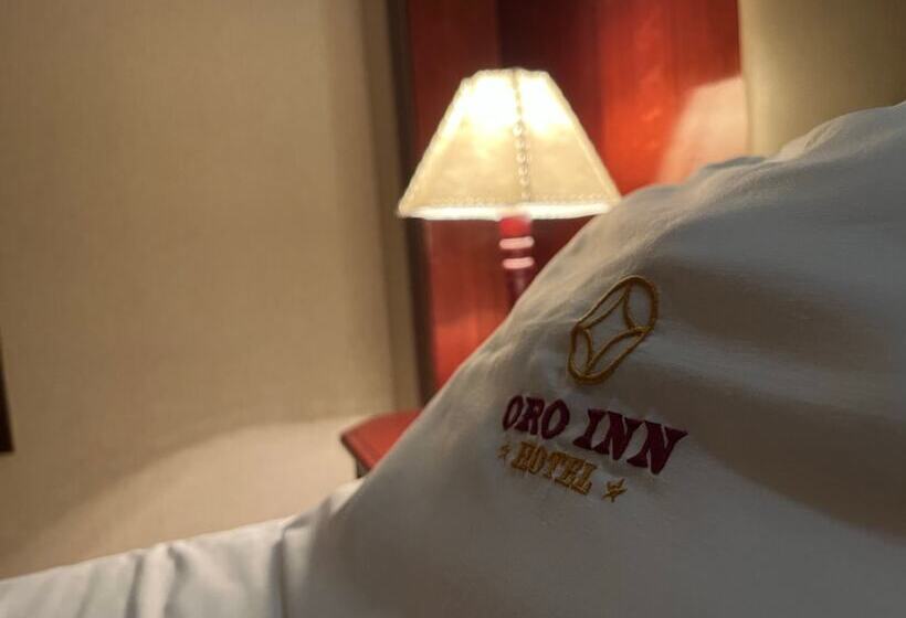 اتاق استاندارد, Oro Inn