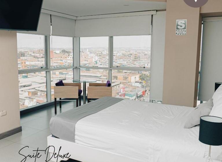 스위트 도시 전망, Viera Chimbote
