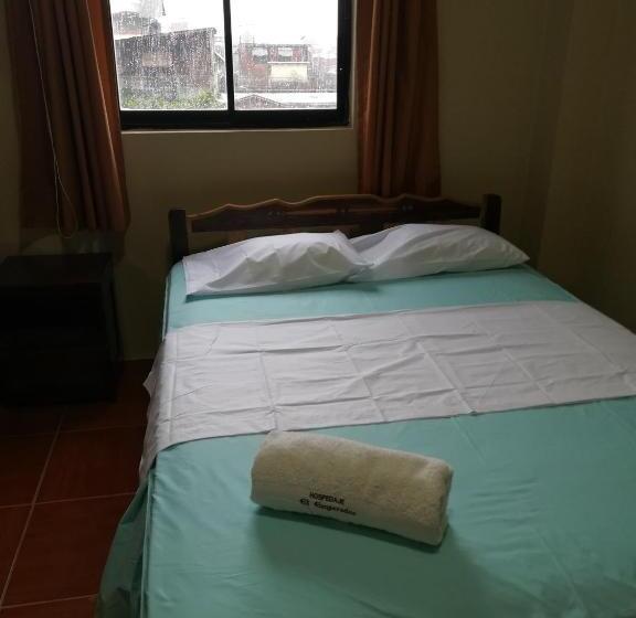 标准间, Hospedaje El Emperador