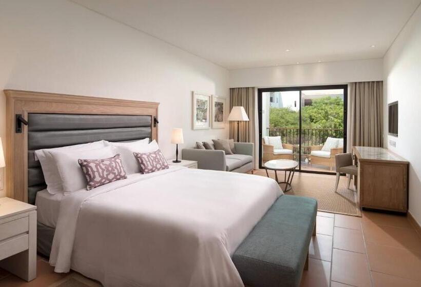 Люкс Семейный 2 Спальни, Pine Cliffs Ocean Suites, A Luxury Collection Resort & Spa, Algarve