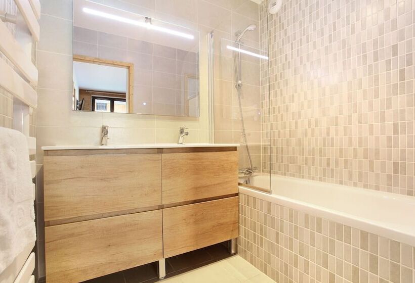 Апартаменты 2 Спальни, Residence Prestige Odalys Mendi Alde