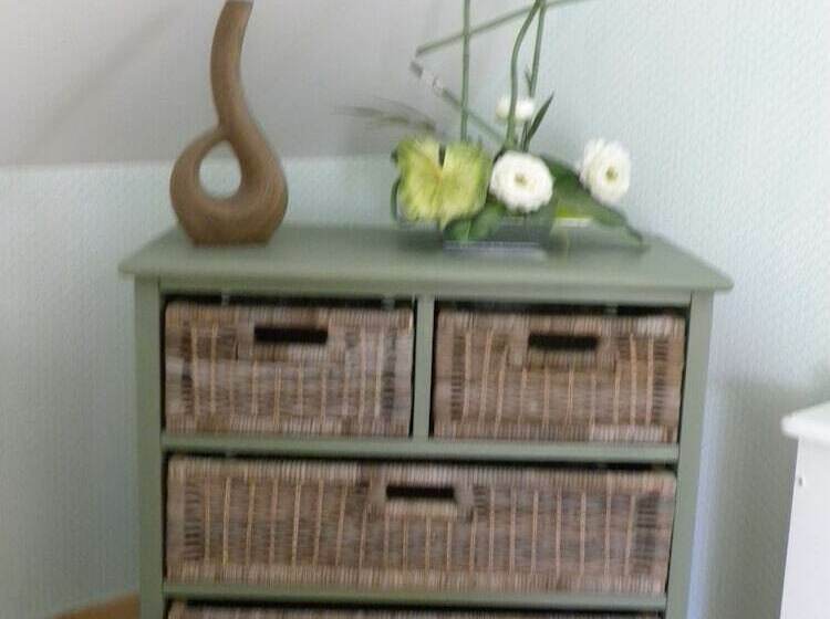 חדר קומפורט לשלושה, Chambres D Hôtes La Quèrière