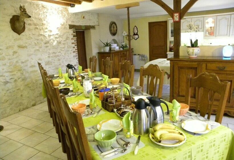 Трехместный Номер Комфорт, Chambres D Hôtes La Quèrière