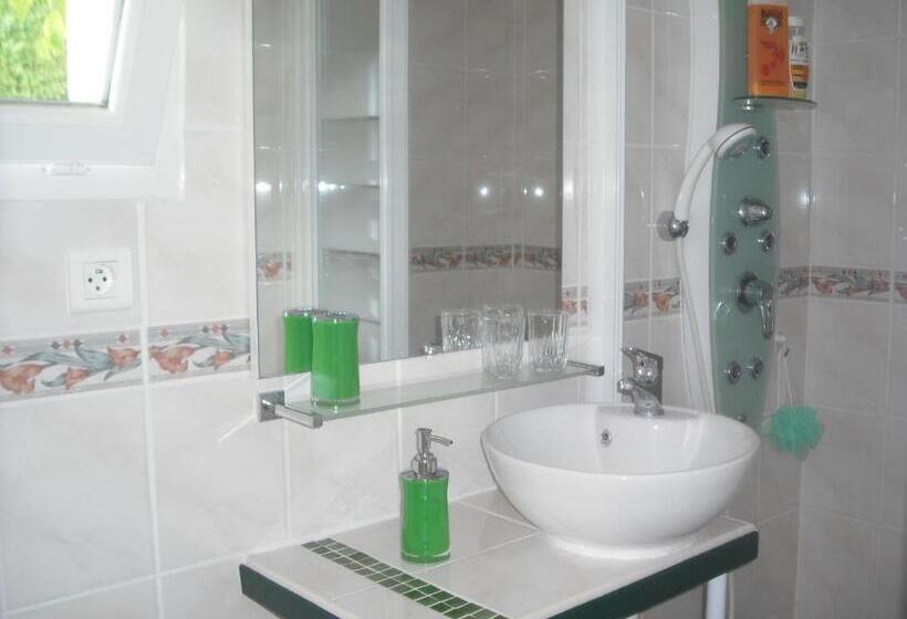اتاق استاندارد, Les Tilleuls B&b