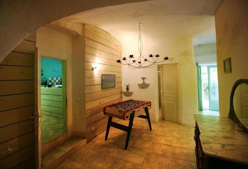 Апартаменты 3 Спальни, La Maison Du Pont Vieux