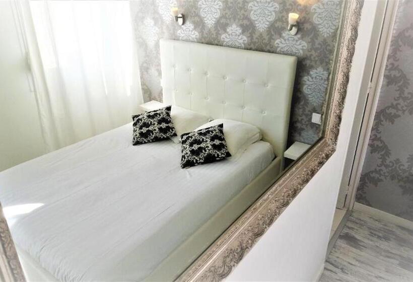 스탠다드 발코니 룸, Les Jardins De Bormes, Sauna & Jacuzzi