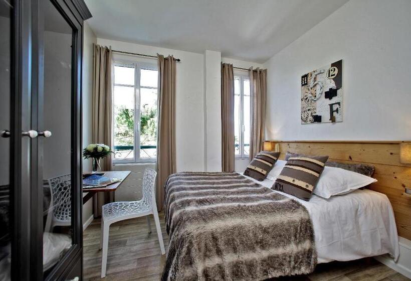 Номер Базовый Interior, Logis Hôtel La Chaize