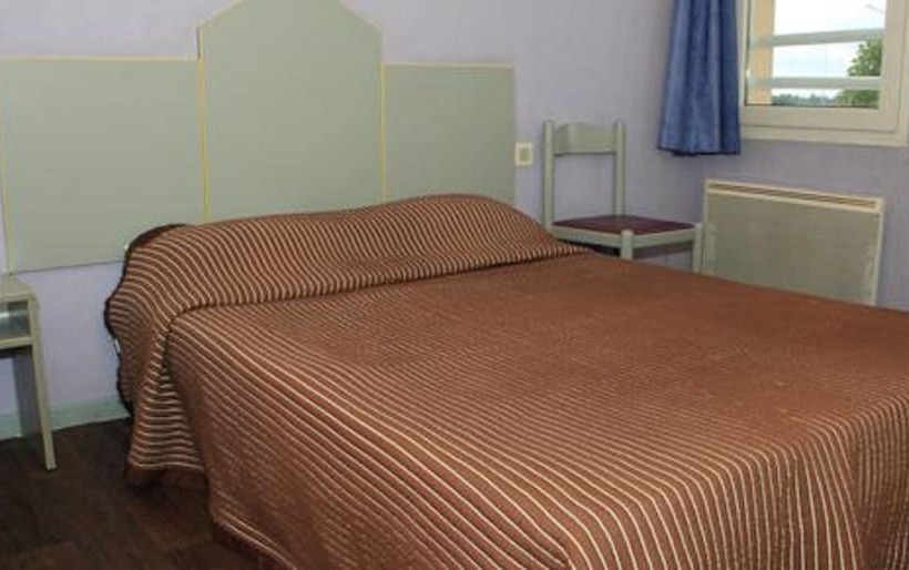 Номер Стандарт Трехместный, Hôtel Motelia