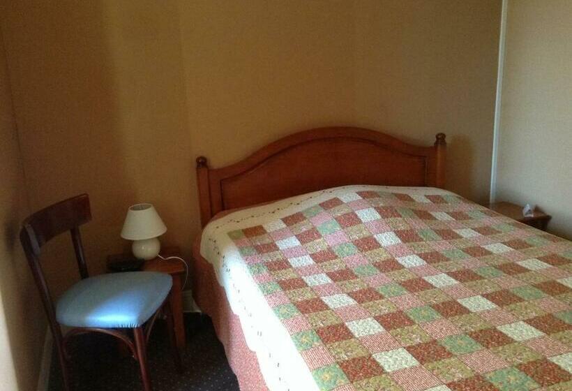 Номер Стандарт, Hôtel Du Cygne