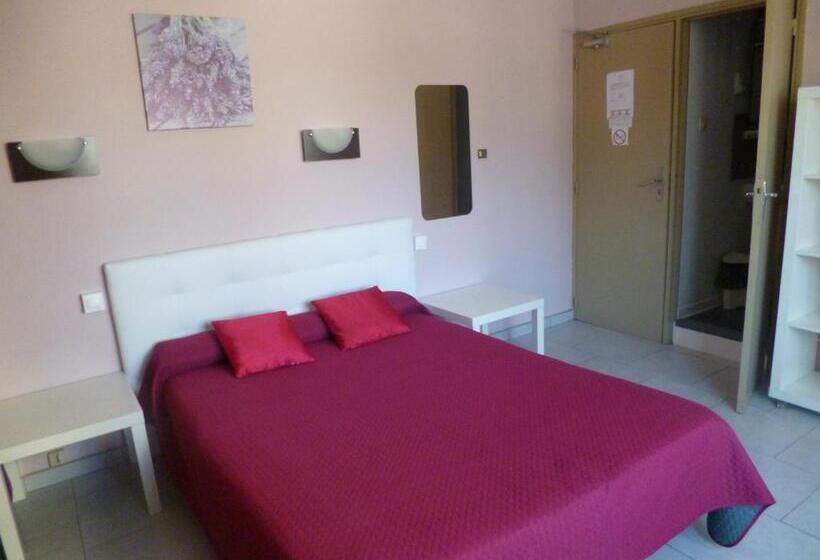 Номер Стандарт Трехместный, Hôtel Le Calypso