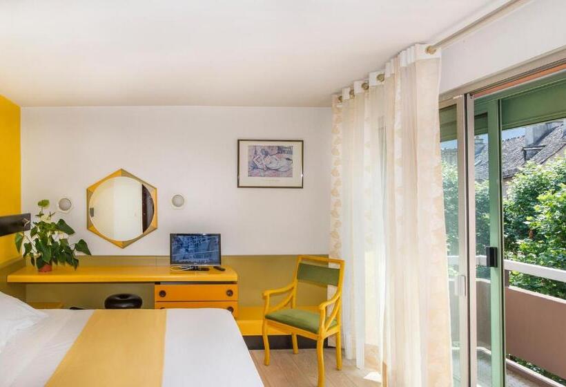 Номер Комфорт, Hôtel Urbain V