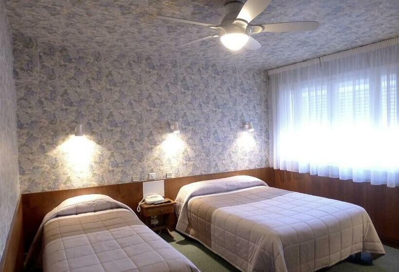 Семейный Номер, Hôtel Du Sablar