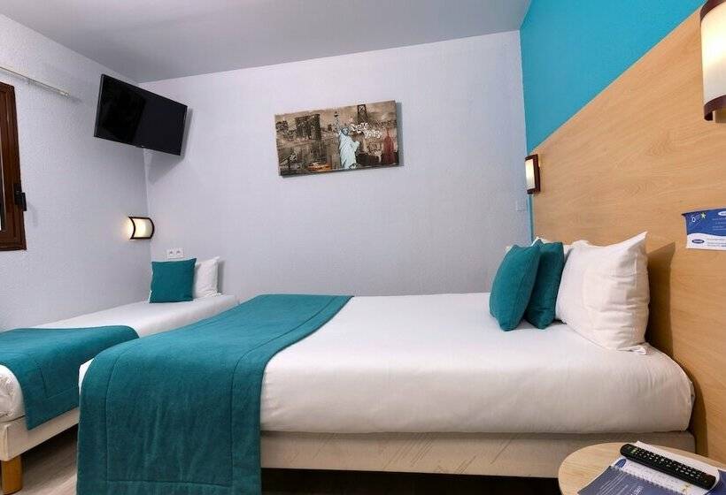 Номер Стандарт Трехместный, The Originals Access, Hôtel Innostar