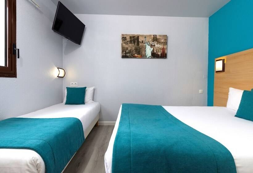 Номер Стандарт Трехместный, The Originals Access, Hôtel Innostar