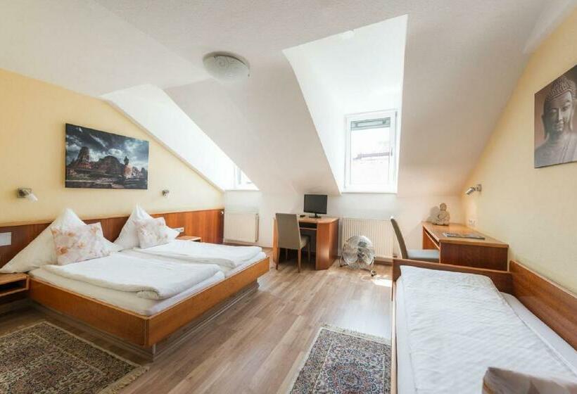 标准三人间, City Hotel Konstanz