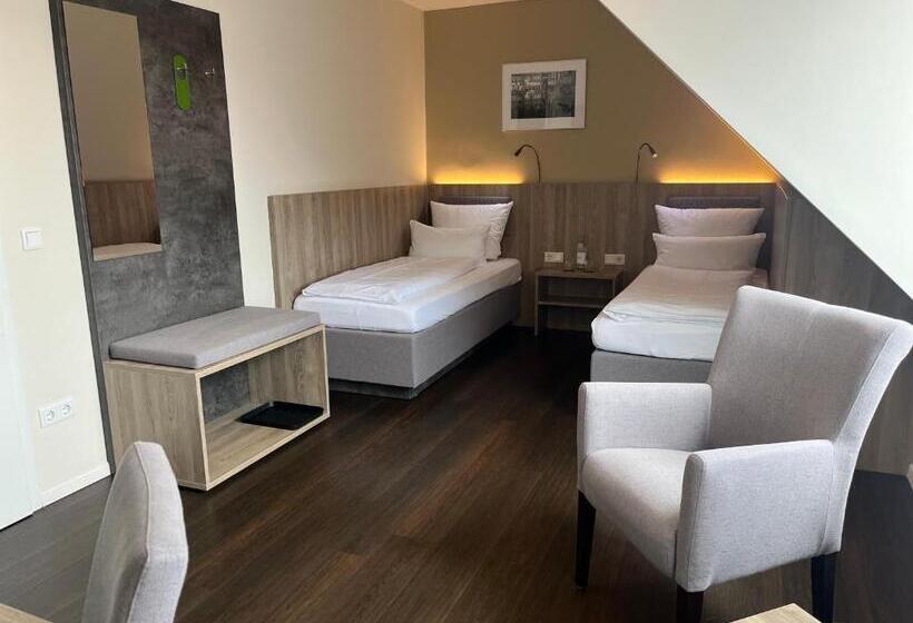 Номер Стандарт, Jellentrup   Adults Only