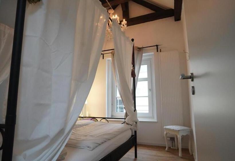 Номер Стандарт Совместная Ванная, Old Kings Design Hostel