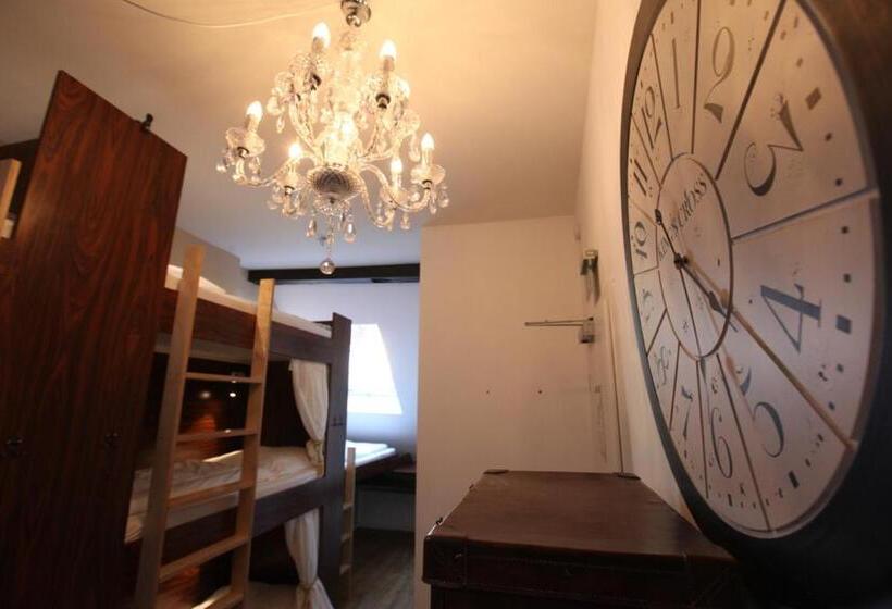 Семейный Номер Совместный Санузел, Old Kings Design Hostel